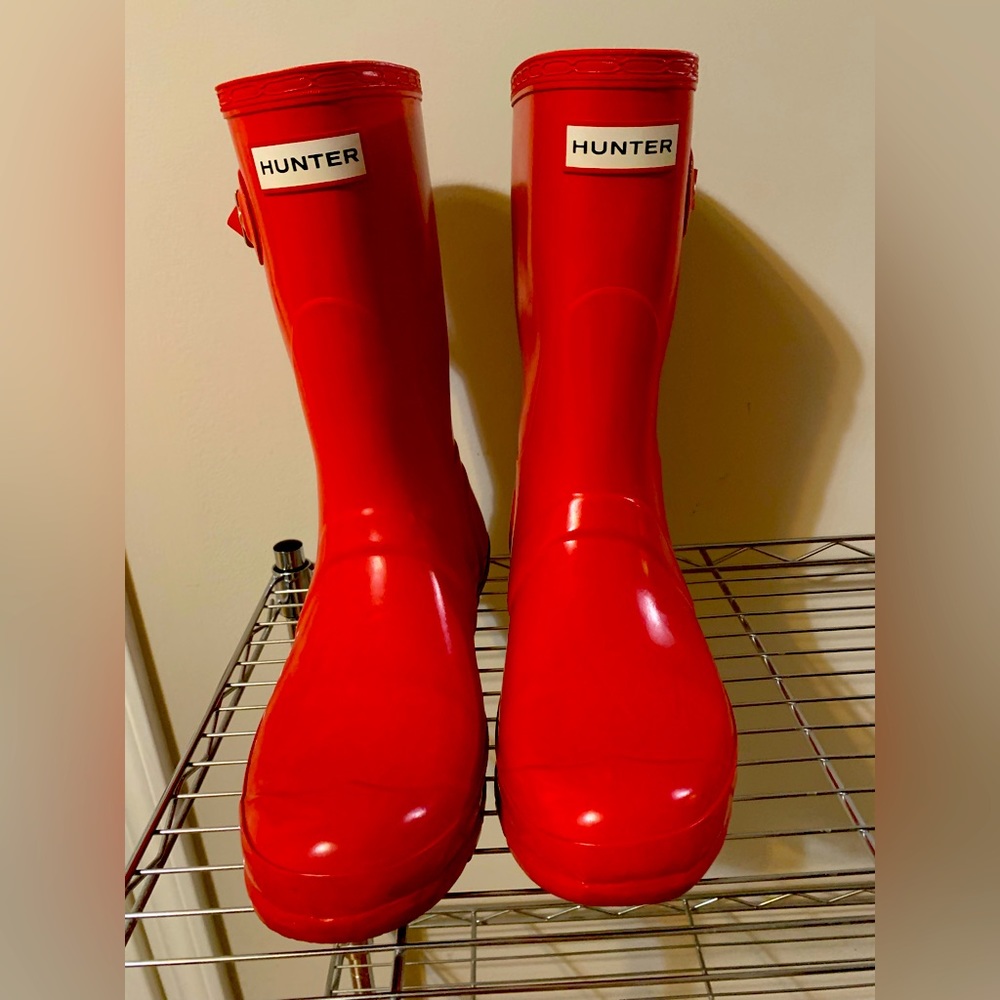 Hunter size 10 red rainboots